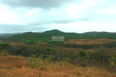 Terreno para Venda em Lagos (São Sebastião e Santa Maria)