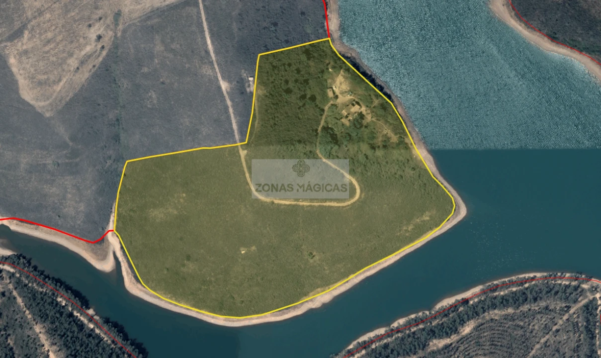 Terreno para Venda em Lagos (São Sebastião e Santa Maria) Foto 13