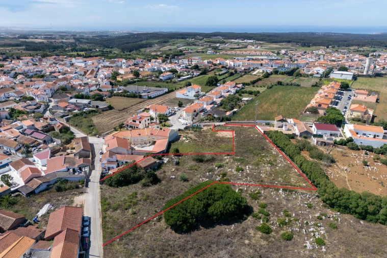 Terreno para Venda em Peniche Foto 1