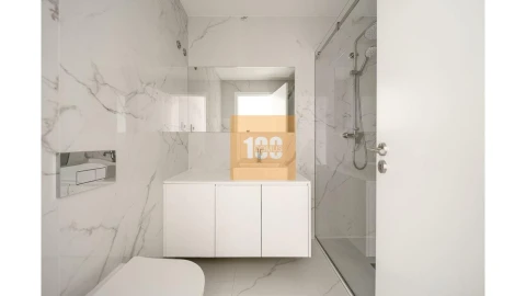 Apartamento T3 para Venda em Cedofeita, Santo Ildefonso, Sé, Miragaia, São Nicolau e Vitória