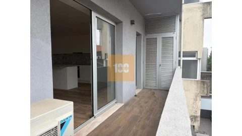 Apartamento T3 para Venda em Cedofeita, Santo Ildefonso, Sé, Miragaia, São Nicolau e Vitória