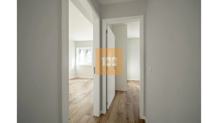 Apartamento T3 para Venda em Cedofeita, Santo Ildefonso, Sé, Miragaia, São Nicolau e Vitória Foto 15