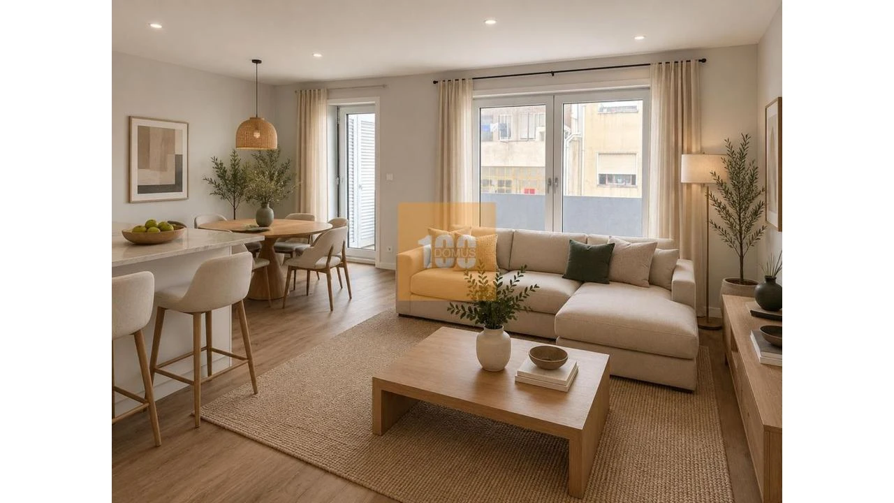 Apartamento T3 para Venda em Cedofeita, Santo Ildefonso, Sé, Miragaia, São Nicolau e Vitória Foto 1