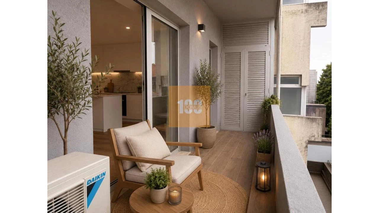 Apartamento T3 para Venda em Cedofeita, Santo Ildefonso, Sé, Miragaia, São Nicolau e Vitória Foto 4