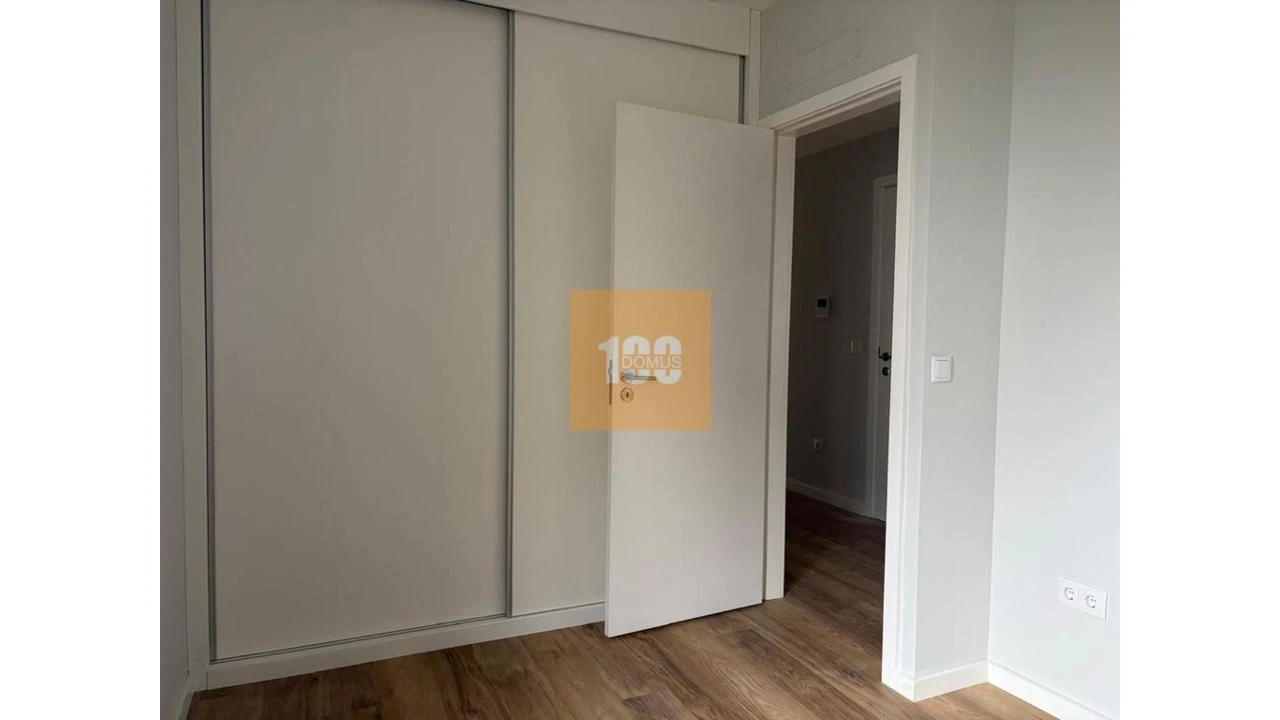 Apartamento T3 para Venda em Cedofeita, Santo Ildefonso, Sé, Miragaia, São Nicolau e Vitória Foto 7
