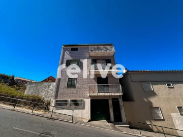 Prédio para Venda em Santa Clara