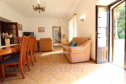 Moradia T4 para Venda em Boliqueime