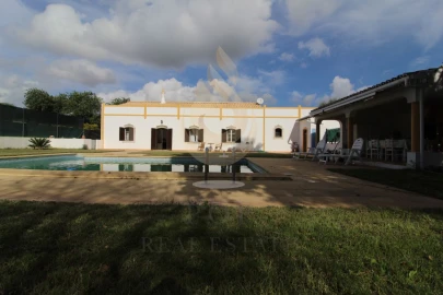 Moradia T4 para Venda em Boliqueime