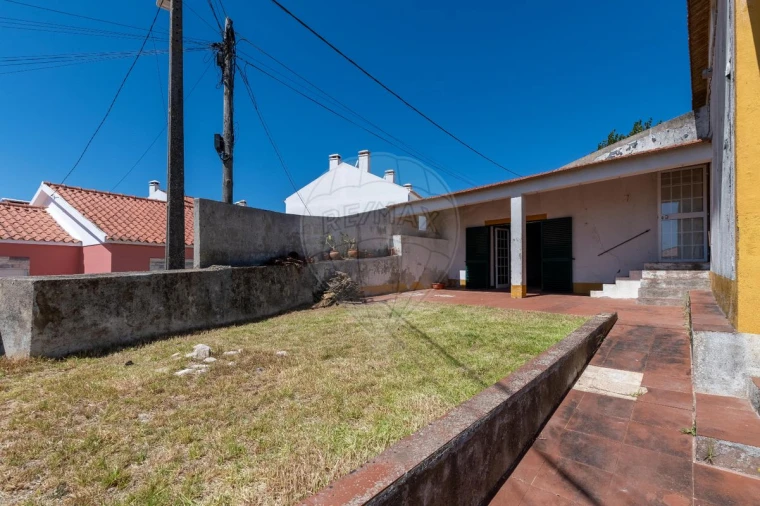 Moradia T2 para Venda em Ribafria e Pereiro de Palhacana Foto 3