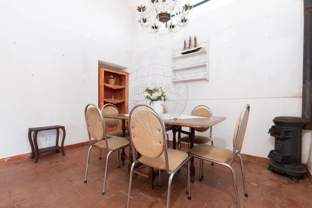 Moradia T2 para Venda em Ribafria e Pereiro de Palhacana Foto 6