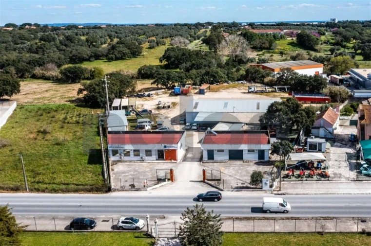 Armazém para Venda em Cartaxo e Vale da Pinta Foto 1