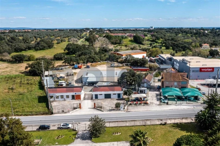Armazém para Venda em Cartaxo e Vale da Pinta Foto 2
