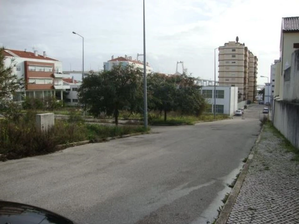 Terreno para Venda em Buarcos Foto 2