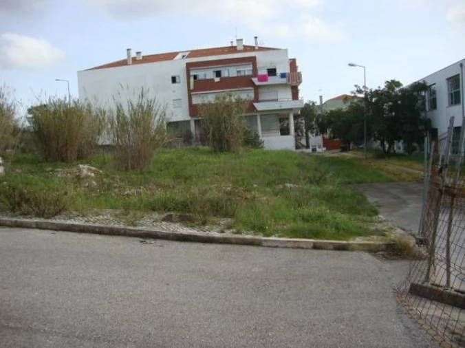 Terreno para Venda em Buarcos Foto 3