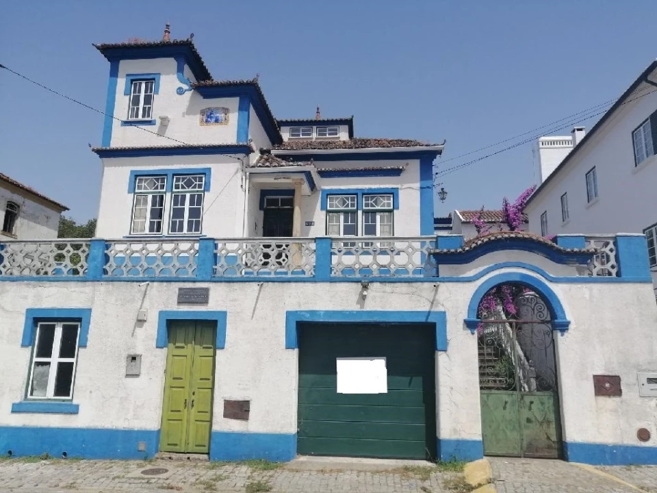 Moradia T10 para Venda em Mouriscas Foto 1