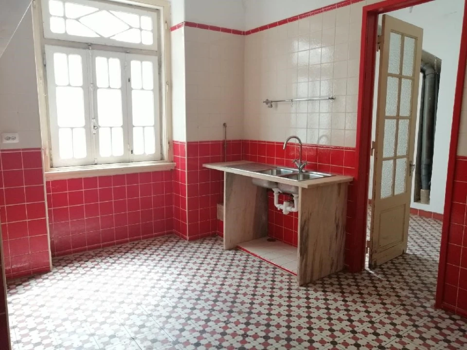 Moradia T10 para Venda em Mouriscas Foto 7