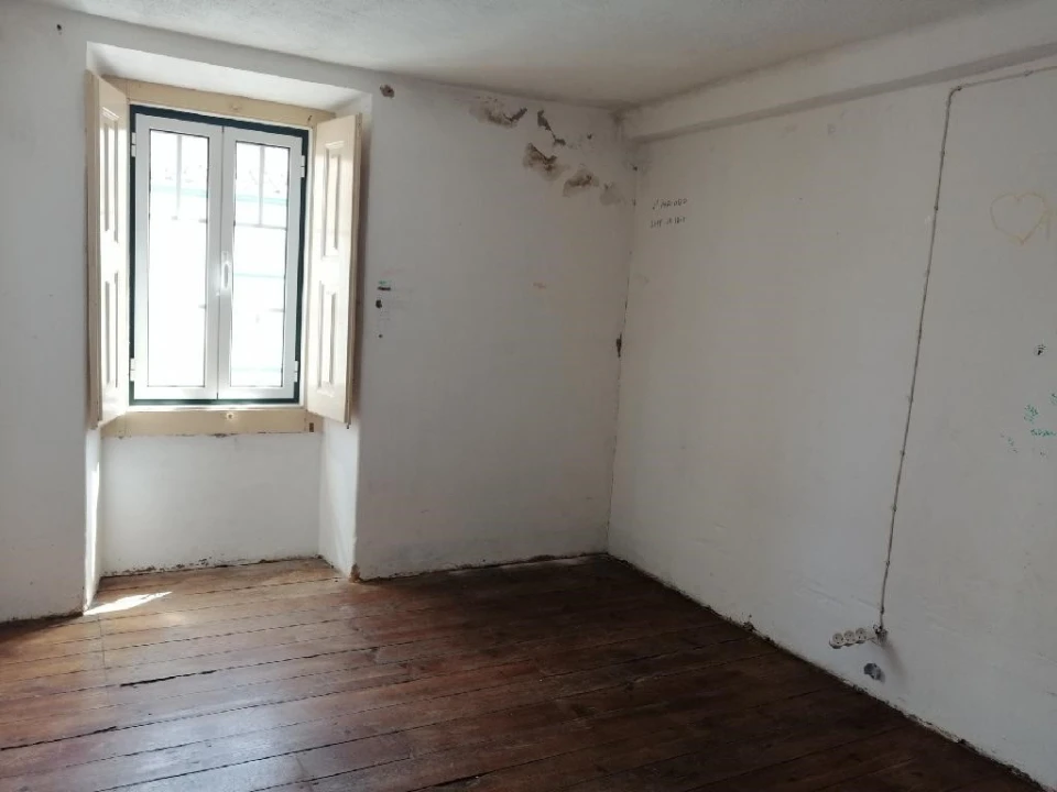 Moradia T10 para Venda em Mouriscas Foto 16