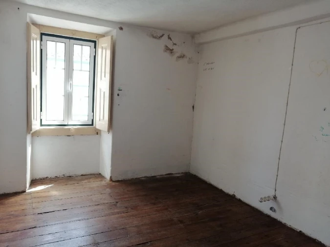 Moradia T10 para Venda em Mouriscas Foto 16