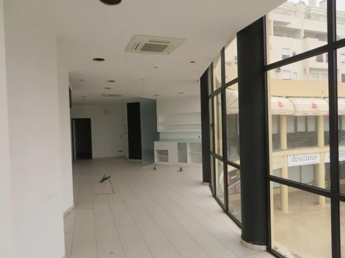 Loja para Venda em Sé e São Lourenço Foto 3