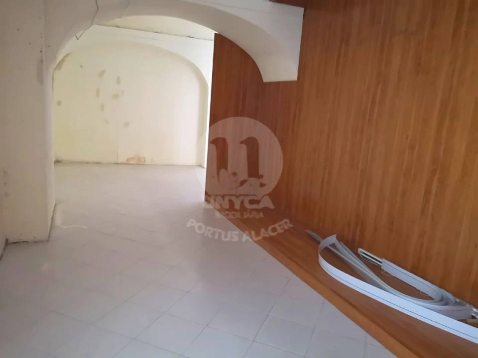 Loja para Venda em Assunção, Ajuda, Salvador e Santo Ildefonso Foto 5