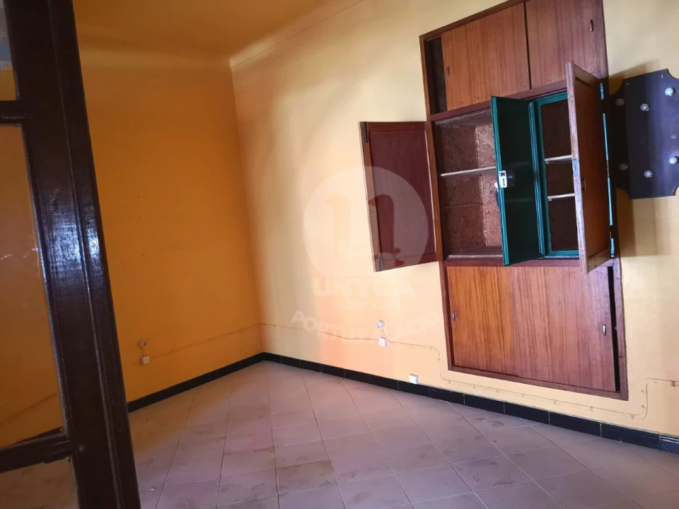 Loja para Venda em Assunção, Ajuda, Salvador e Santo Ildefonso Foto 8