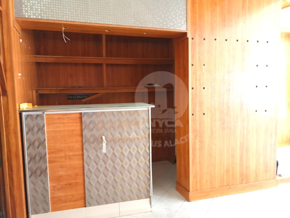 Loja para Venda em Assunção, Ajuda, Salvador e Santo Ildefonso Foto 12