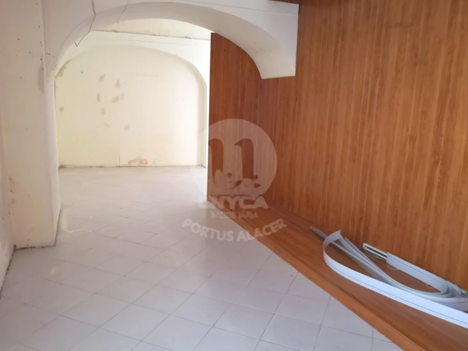 Loja para Venda em Assunção, Ajuda, Salvador e Santo Ildefonso Foto 14