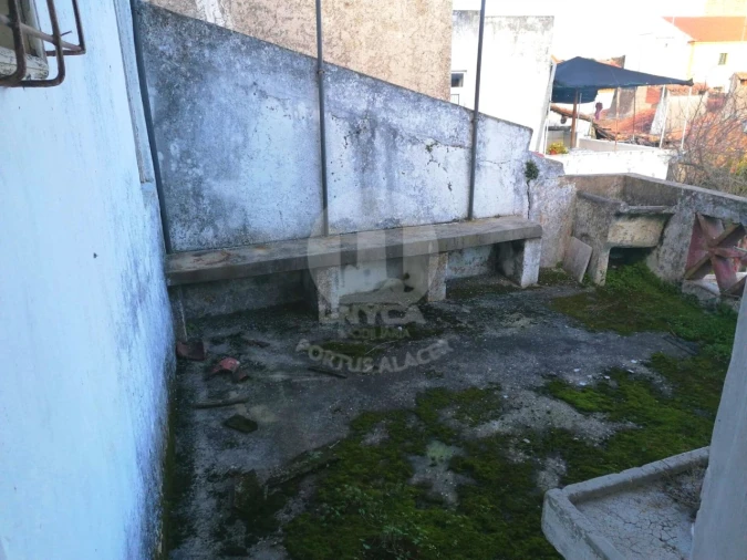 Moradia T3 para Venda em Espírito Santo, Nossa Senhora da Graça e São Simão Foto 3