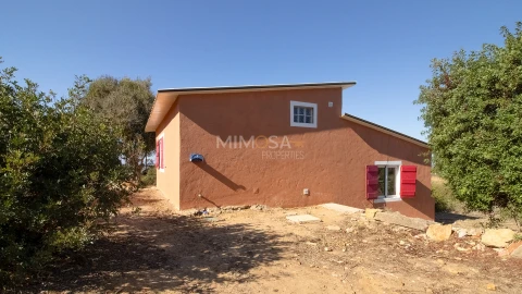 Moradia T5 para Venda em Lagos (São Sebastião e Santa Maria)