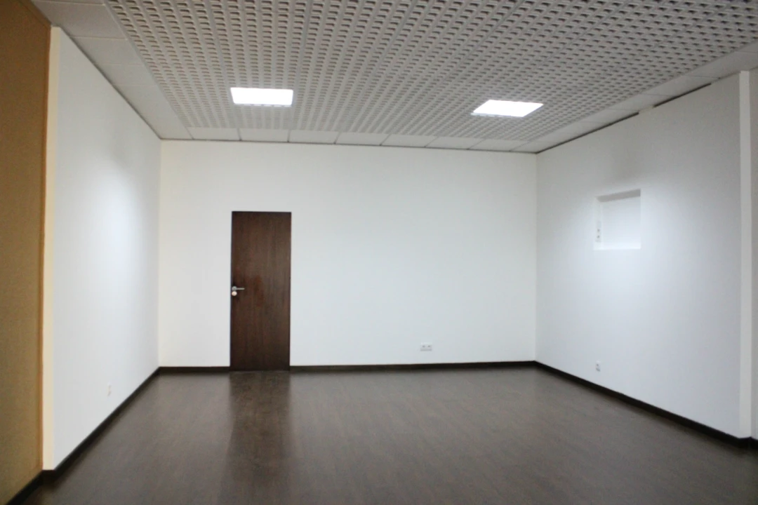 Loja para Arrendamento em Mealhada, Ventosa do Bairro e Antes Foto 1