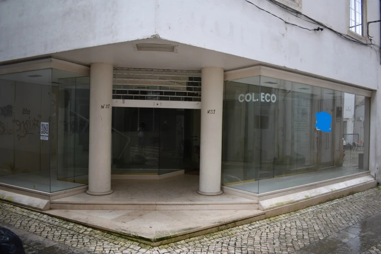 Loja para Arrendamento em Sé Nova, Santa Cruz, Almedina e São Bartolomeu
