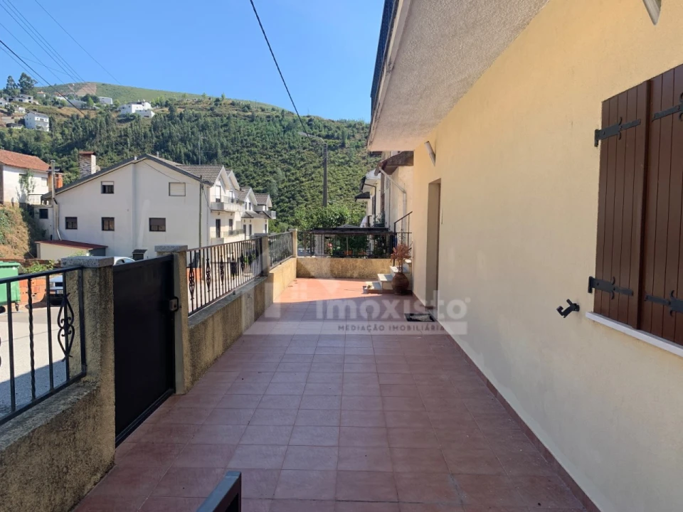 Moradia T4 para Venda em Pampilhosa da Serra Foto 4