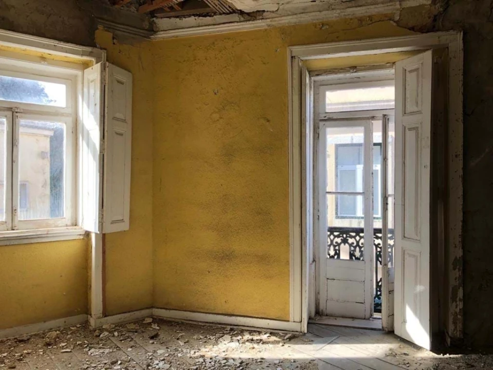 Prédio para Venda em Santa Maria Maior Foto 12