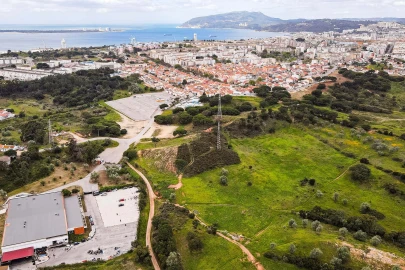 Terreno para Venda em Setubal (São Sebastião)