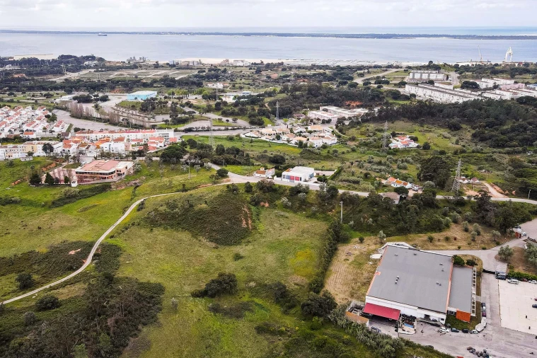 Terreno para Venda em Setubal (São Sebastião) Foto 10