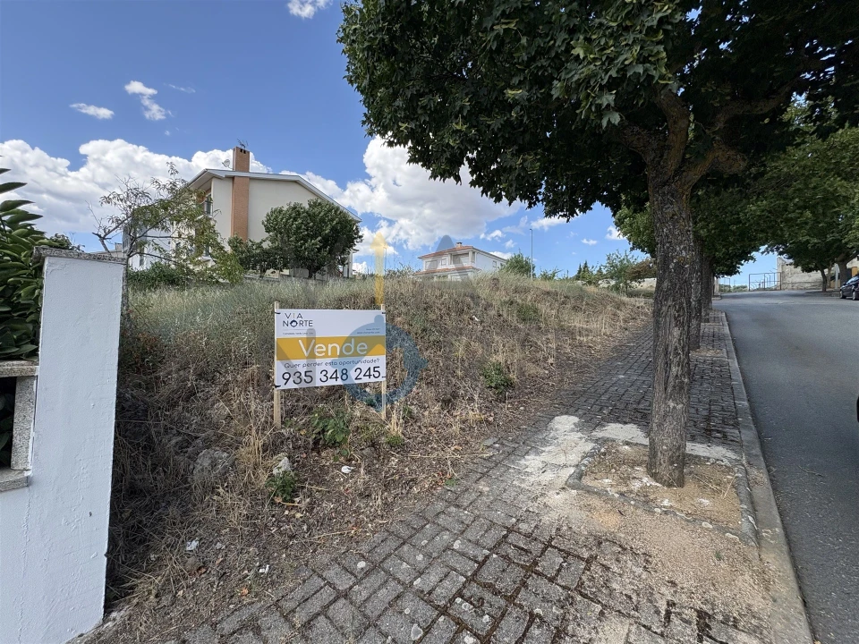 Terreno para Venda em Macedo de Cavaleiros Foto 4