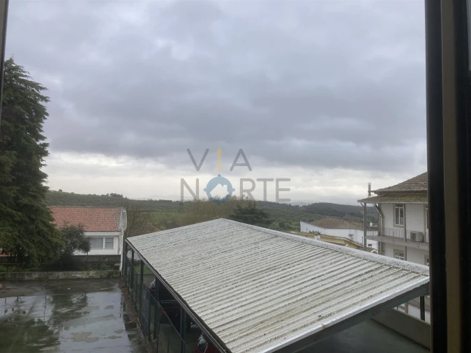 Moradia T6 para Venda em Alfandega da Fe Foto 9