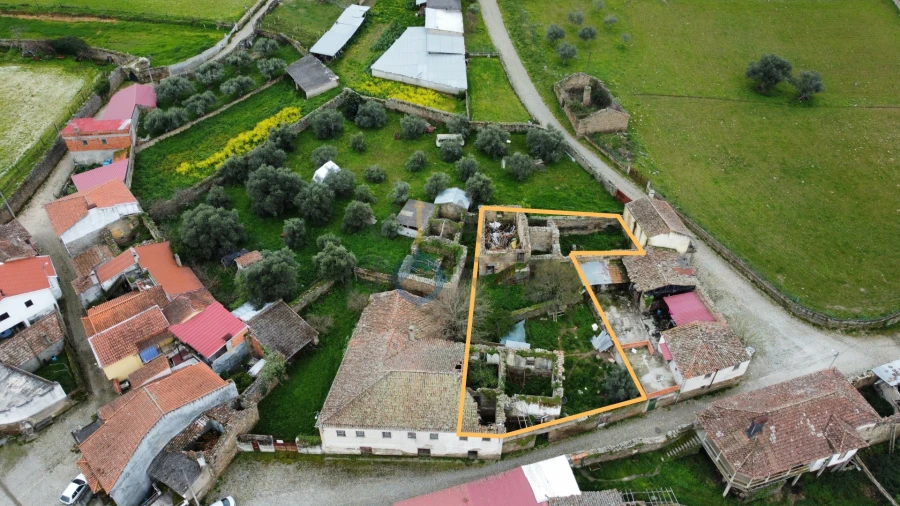 Moradia T0 para Venda em Barcel, Marmelos e Valverde da Gestosa Foto 1