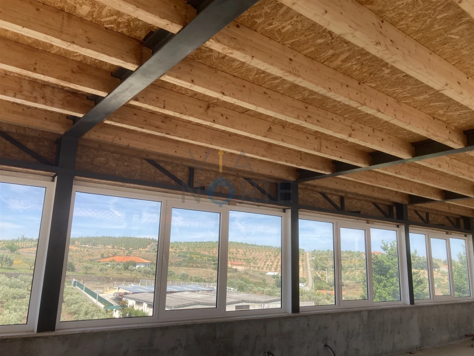 Quinta T7 para Venda em Alfandega da Fe Foto 35