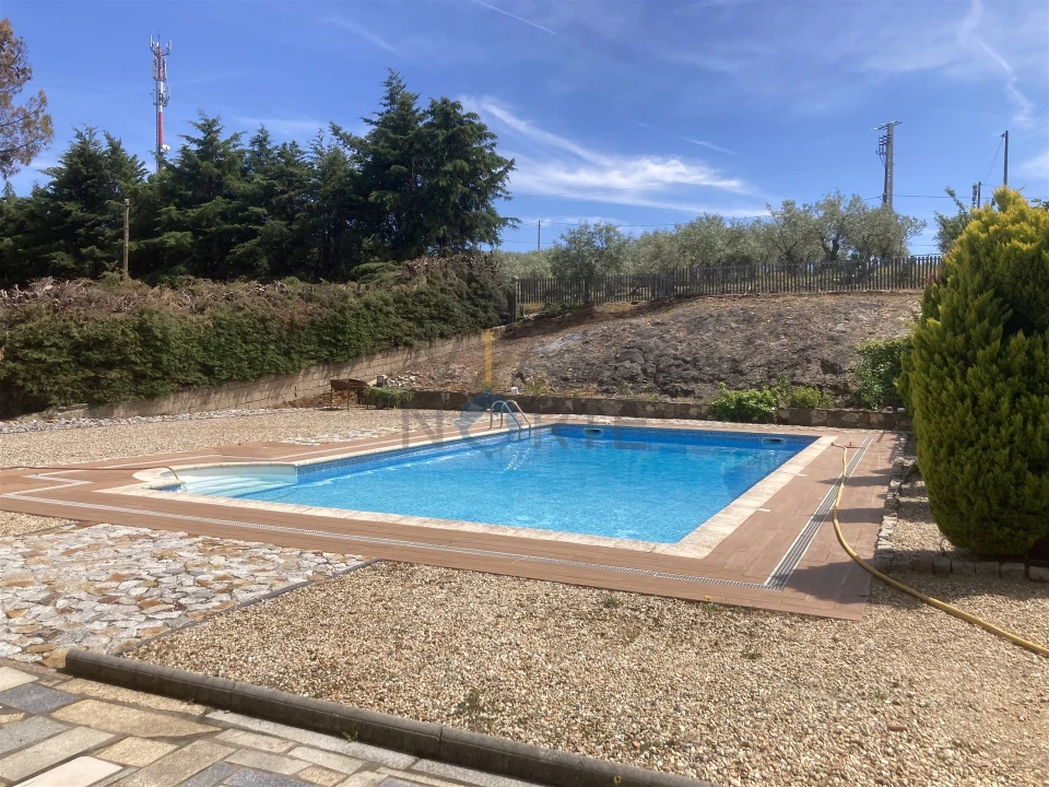 Quinta T7 para Venda em Alfandega da Fe Foto 32