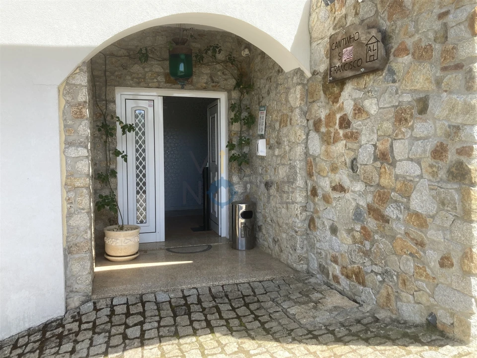 Negócio para Arrendamento em Alfandega da Fe Foto 2