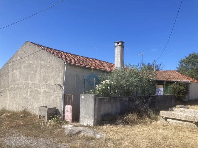 Moradia T4 para Venda em Fonte Longa Foto 3