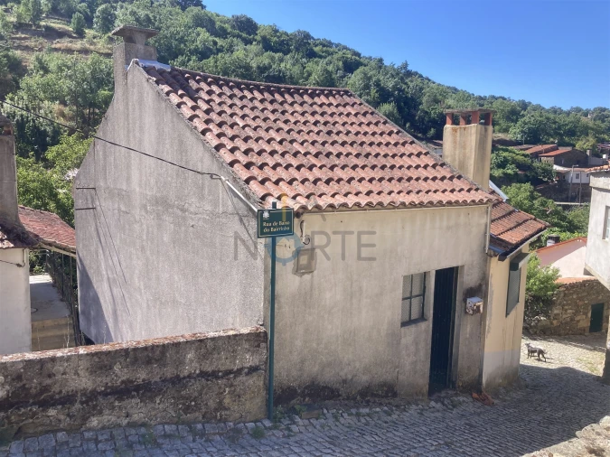 Moradia T0 para Venda em Bornes e Burga Foto 3