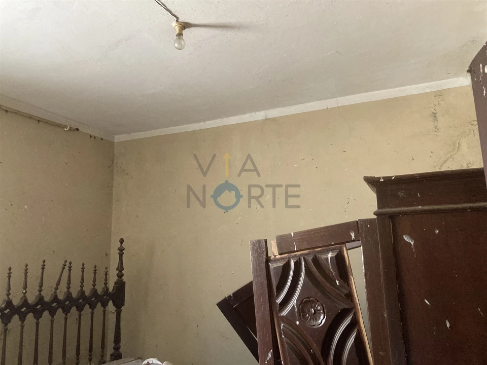 Moradia T0 para Venda em Bornes e Burga Foto 4