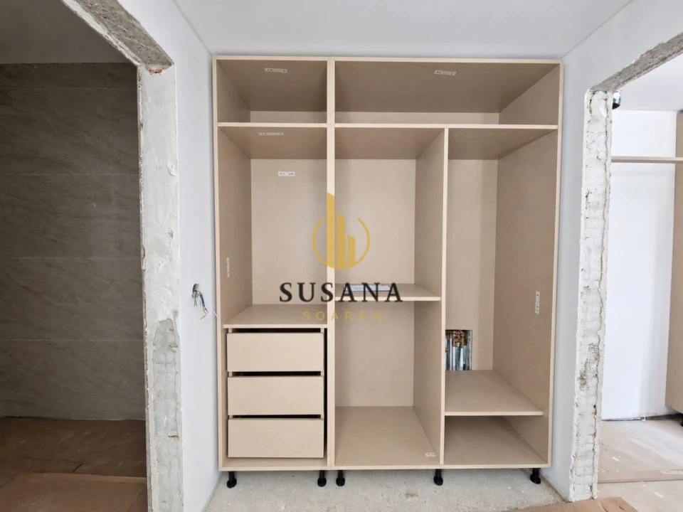 Apartamento T1 para Venda em Viseu Foto 6
