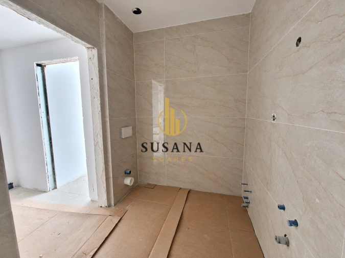 Apartamento T1 para Venda em Viseu Foto 9