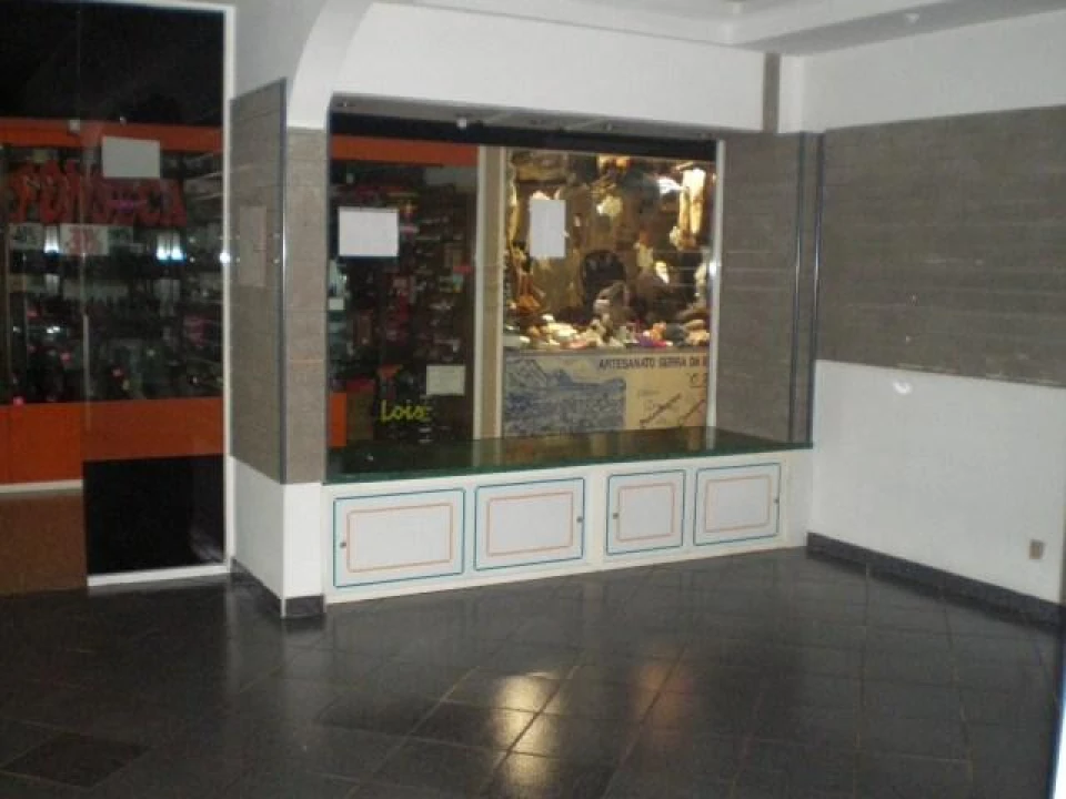 Loja para Venda em Aldeia de São Francisco de Assis Foto 4