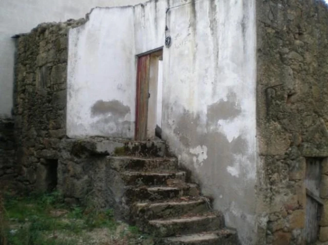 Moradia T0 para Venda em Peraboa Foto 2