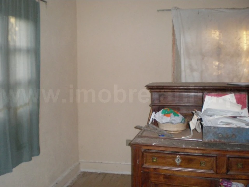 Moradia T2 para Venda em Caria Foto 5