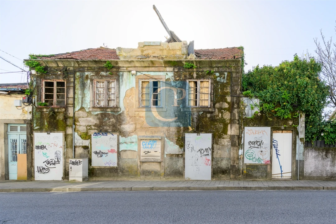 Terreno para Venda em Cidade da Maia Foto 5
